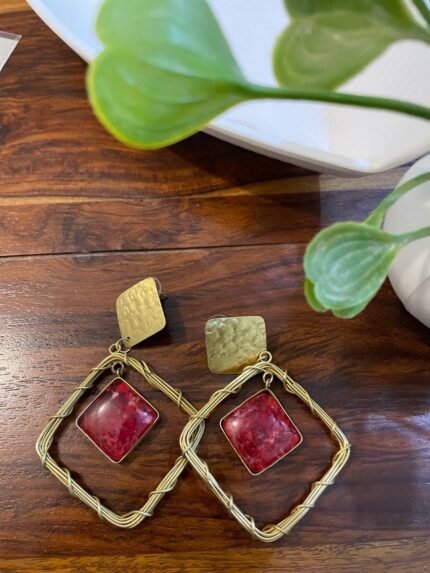 Tiendaa Premium Quality Handcrafted Designer Brass Stone Earrings